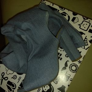 Blue jean knee high heels